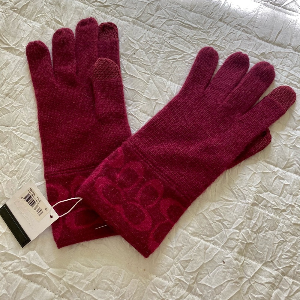 NWT Woolen Coach Gloves